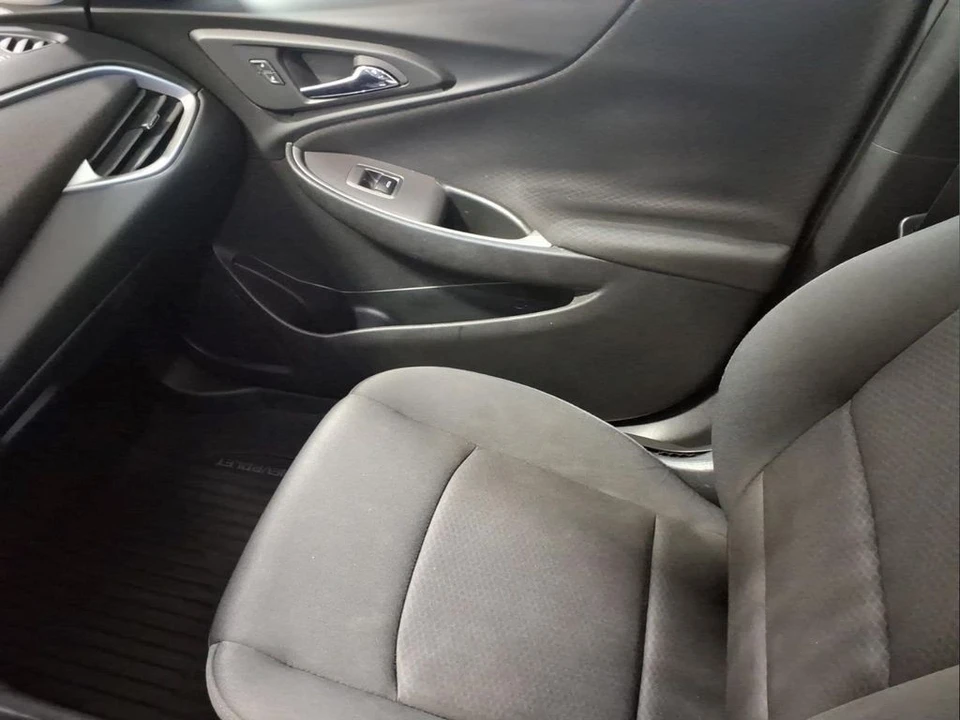 2020 Chevrolet Malibu - Image 20 of 21