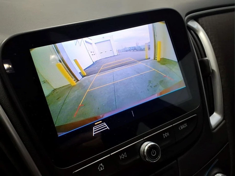 2020 Chevrolet Malibu - Image 8 of 21