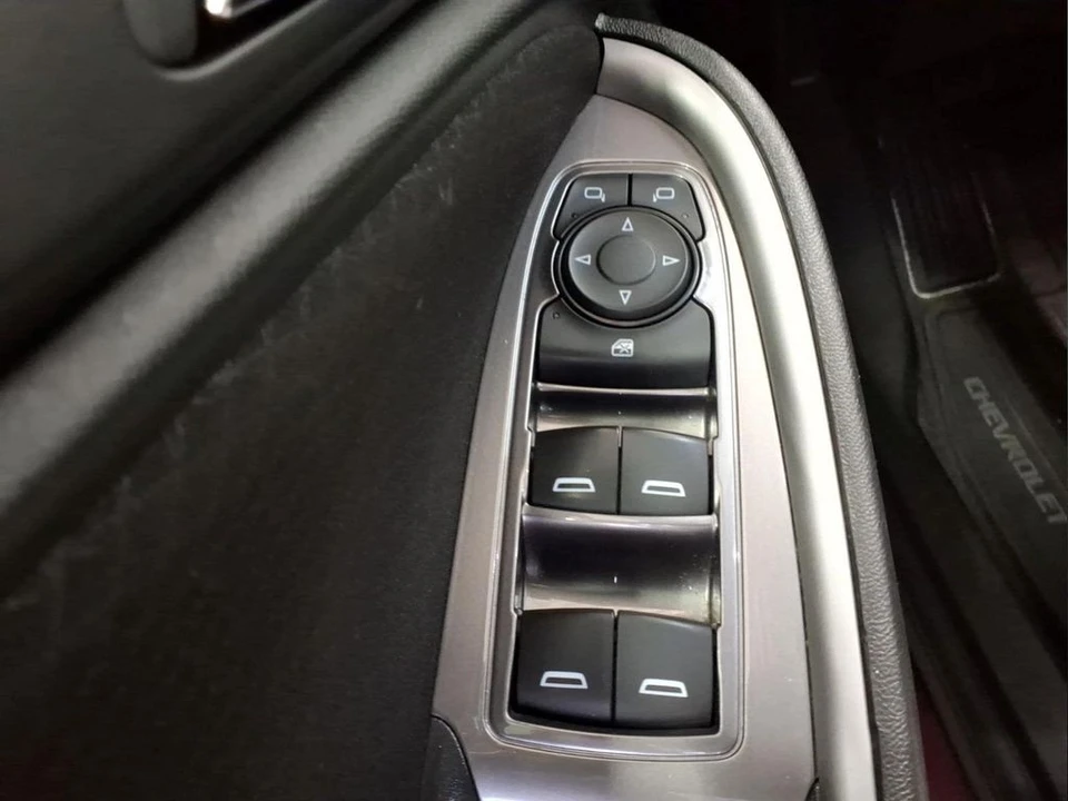2020 Chevrolet Malibu - Image 14 of 21