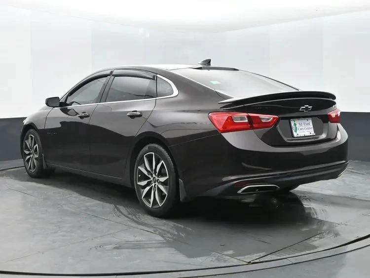 2020 Chevrolet Malibu - Image 9 of 12