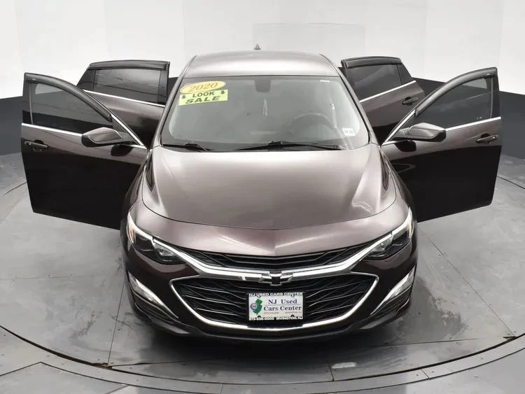 2020 Chevrolet Malibu - Image 10 of 12
