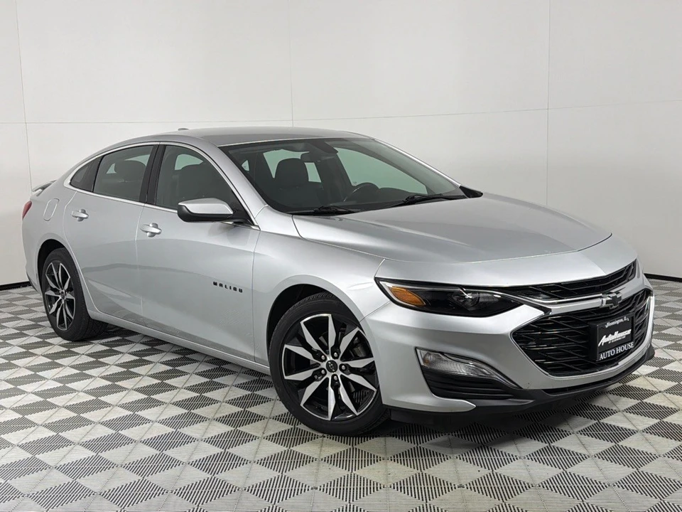 2020 Chevrolet Malibu - Image 2 of 12