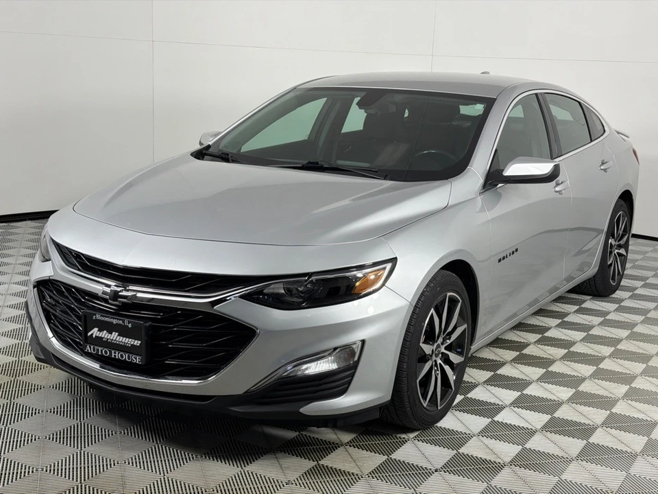 2020 Chevrolet Malibu - Image 10 of 12