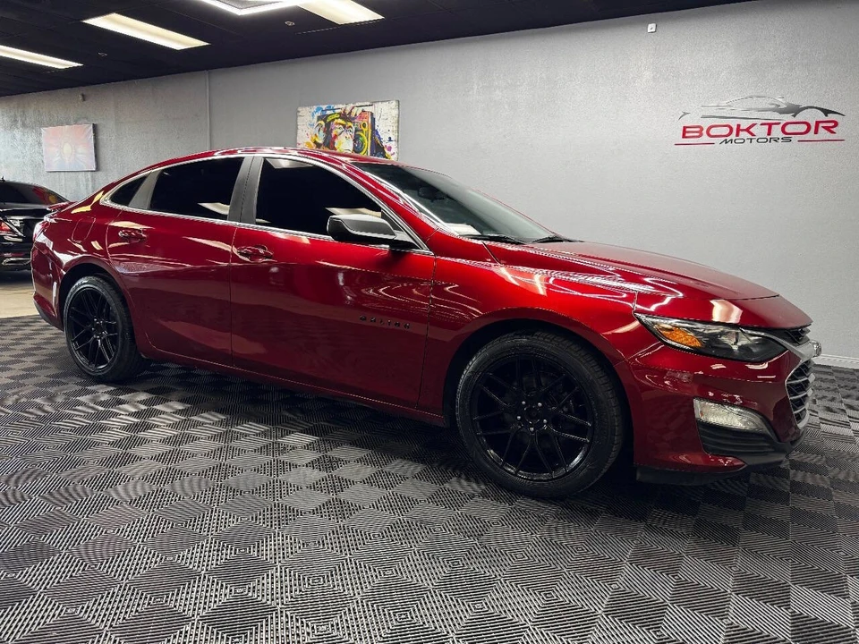 2020 Chevrolet Malibu - Image 2 of 12