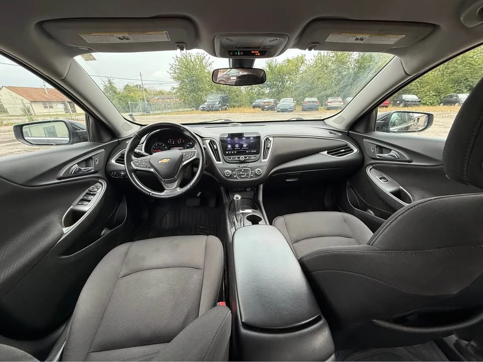 2020 Chevrolet Malibu - Image 8 of 11