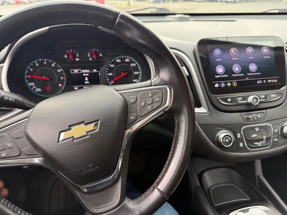 2020 Chevrolet Malibu - Image 10 of 11