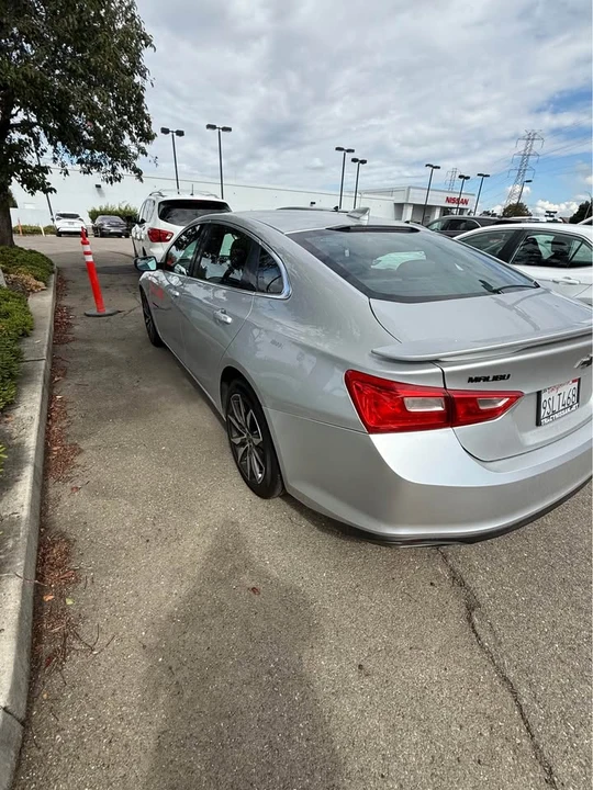 2020 Chevrolet Malibu - Image 2 of 5