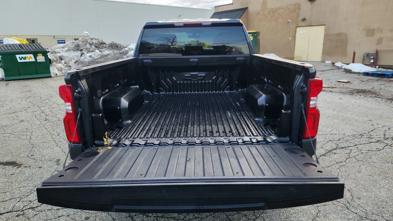 2020 Chevrolet Silverado 4th Gen - Image 9 of 17