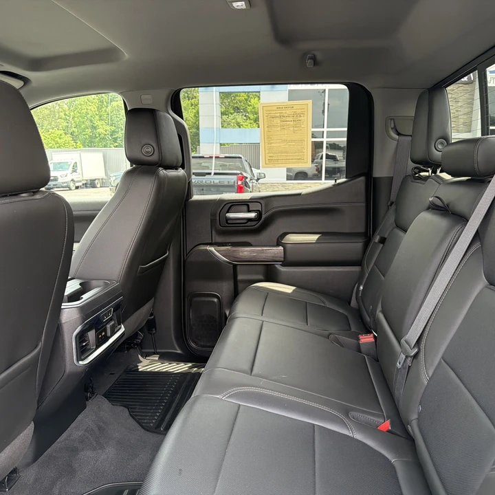 2020 Chevrolet Silverado 4th Gen - Image 18 of 30