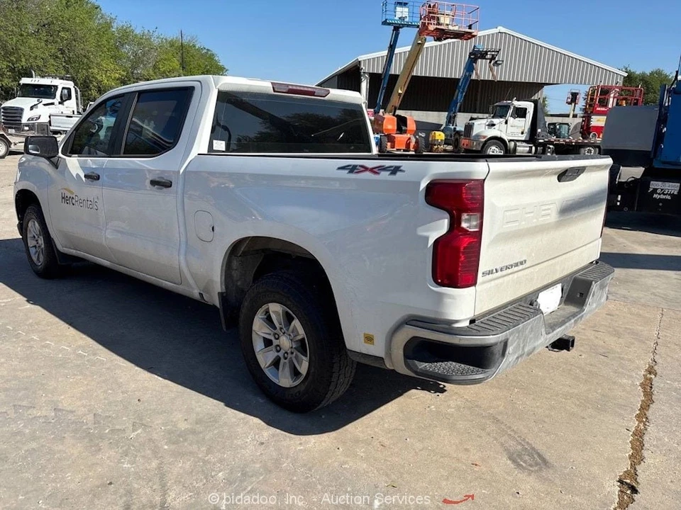2020 Chevrolet Silverado 4th Gen - Image 3 of 12
