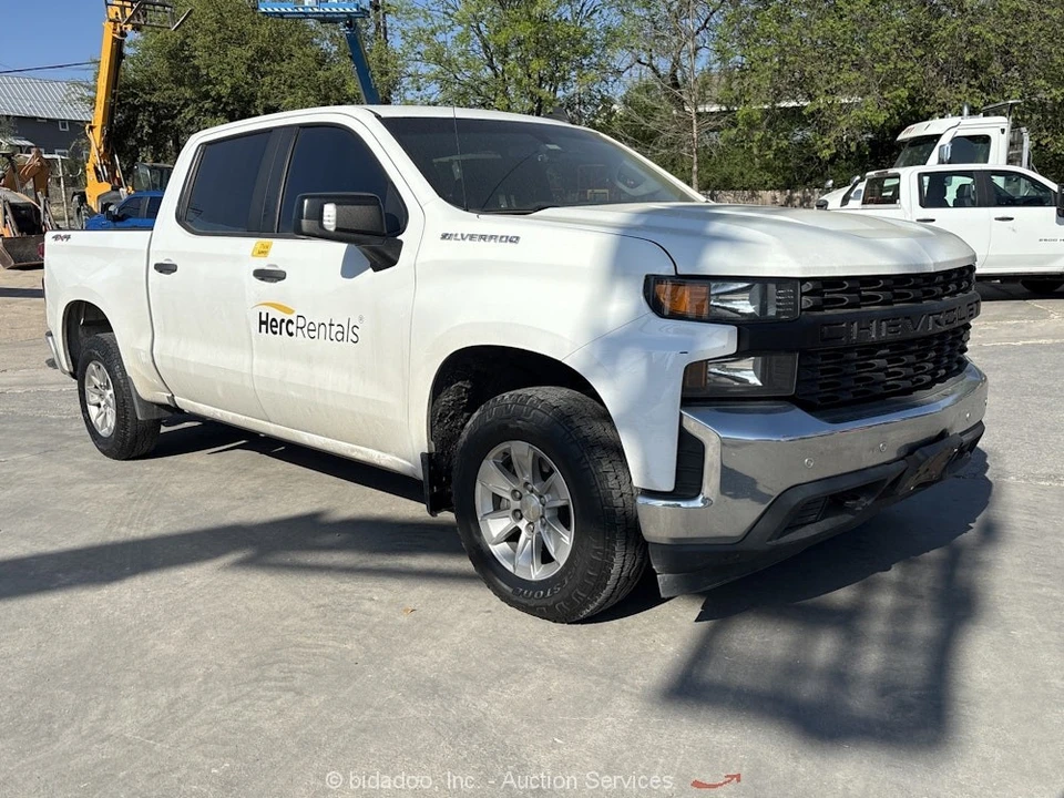 2020 Chevrolet Silverado 4th Gen - Image 2 of 12