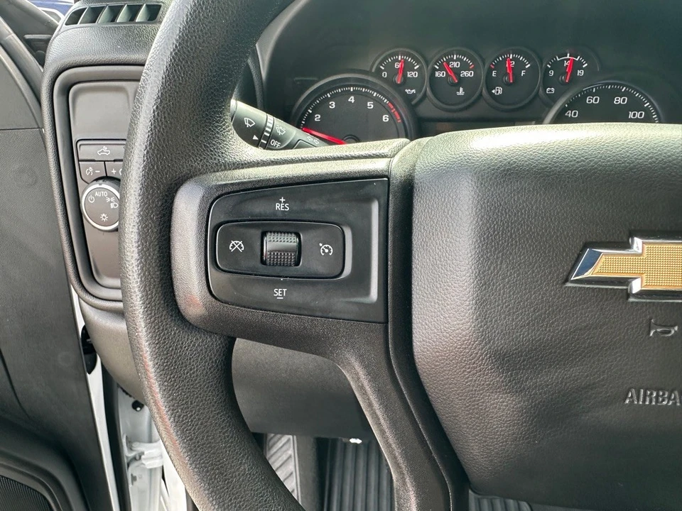 2020 Chevrolet Silverado 4th Gen - Image 15 of 21