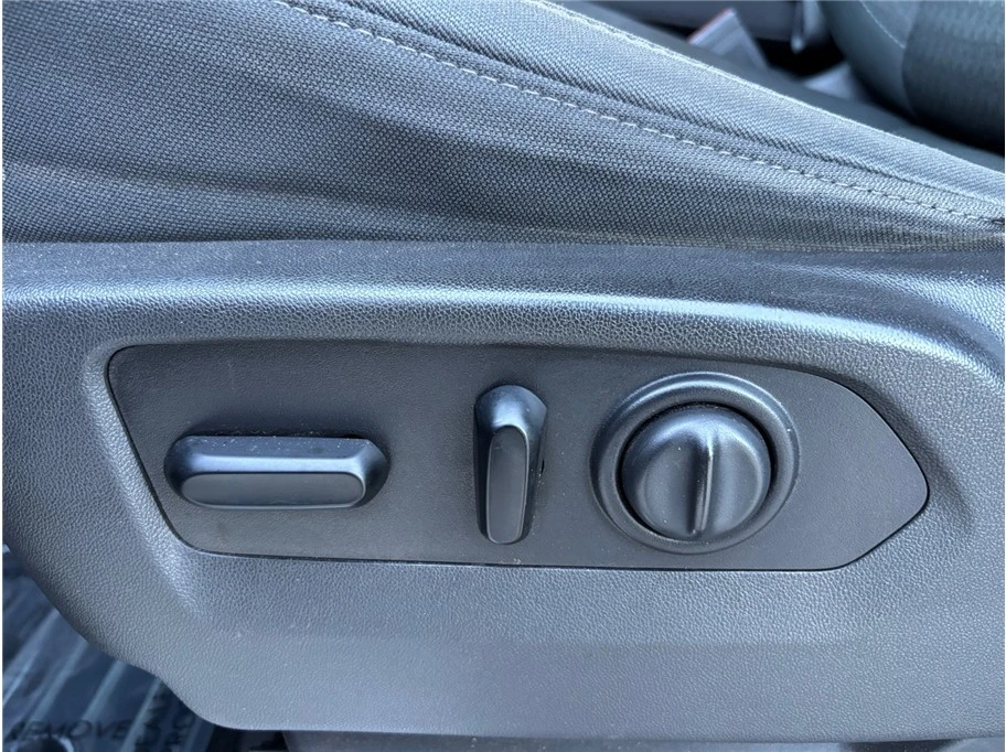 2020 Chevrolet Silverado 4th Gen - Image 19 of 21