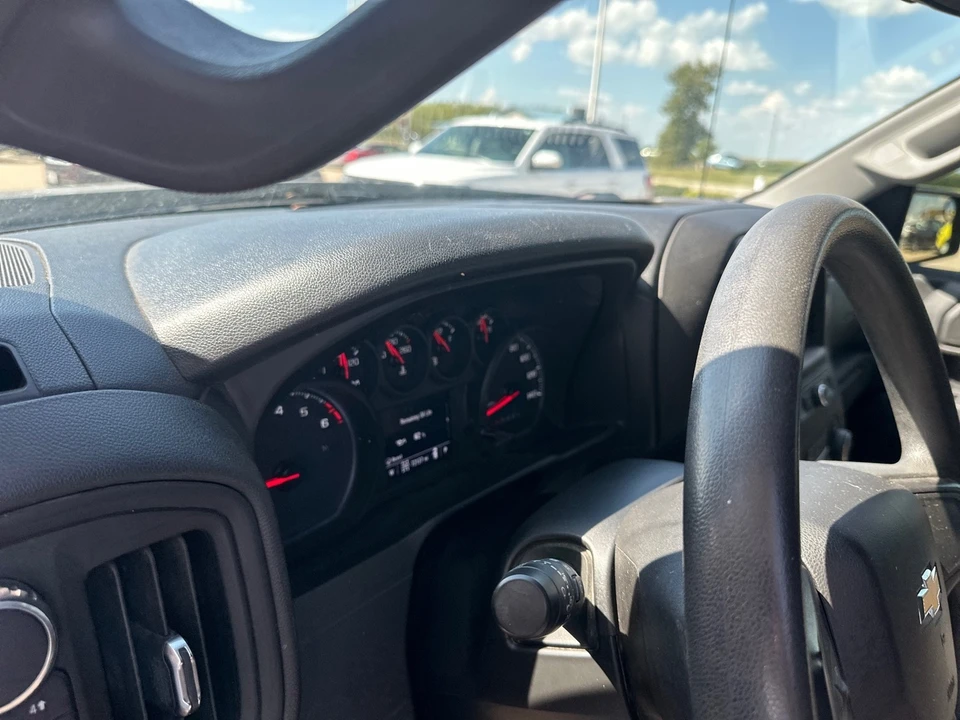 2020 Chevrolet Silverado 4th Gen - Image 9 of 21