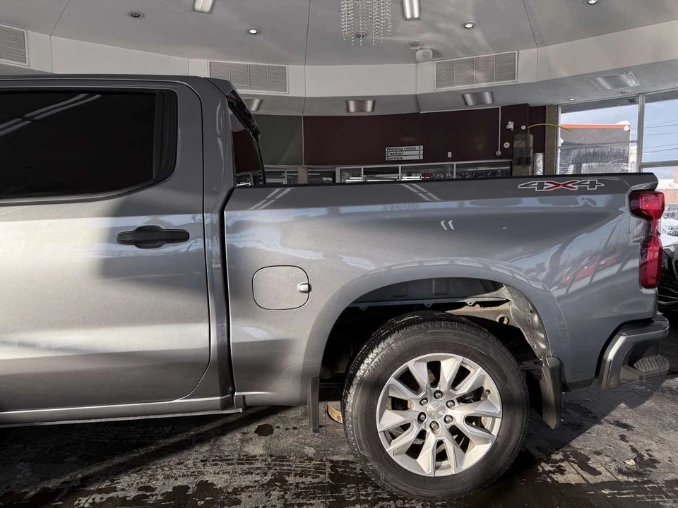 2020 Chevrolet Silverado 4th Gen - Image 12 of 21