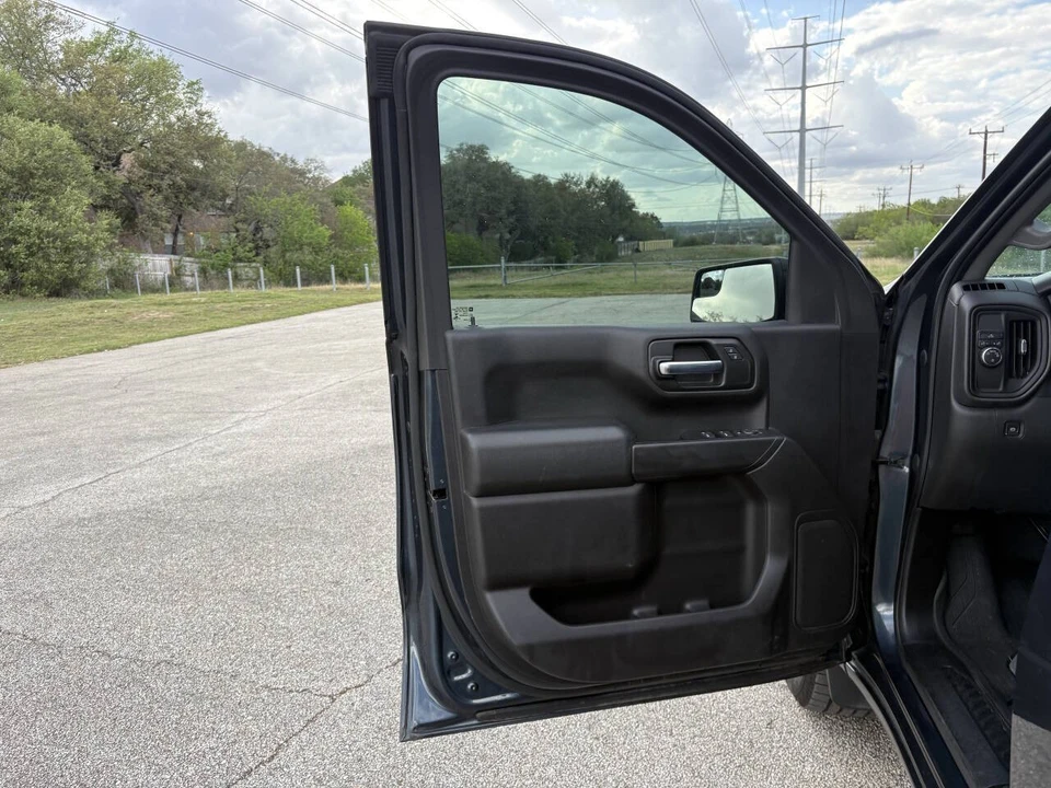 2020 Chevrolet Silverado 4th Gen - Image 11 of 21
