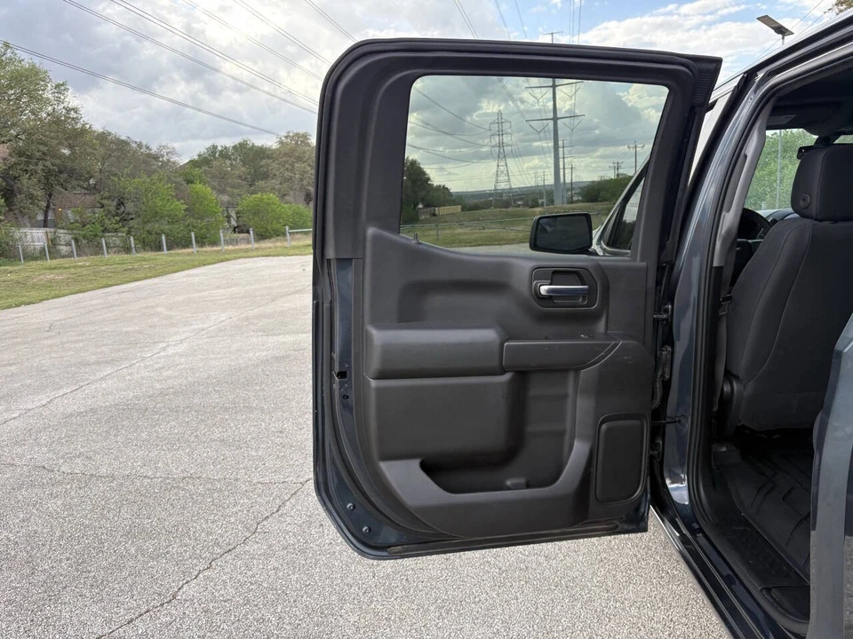 2020 Chevrolet Silverado 4th Gen - Image 14 of 21