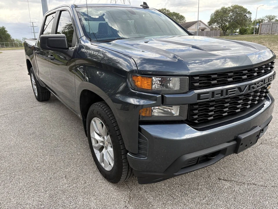 2020 Chevrolet Silverado 4th Gen - Image 3 of 21