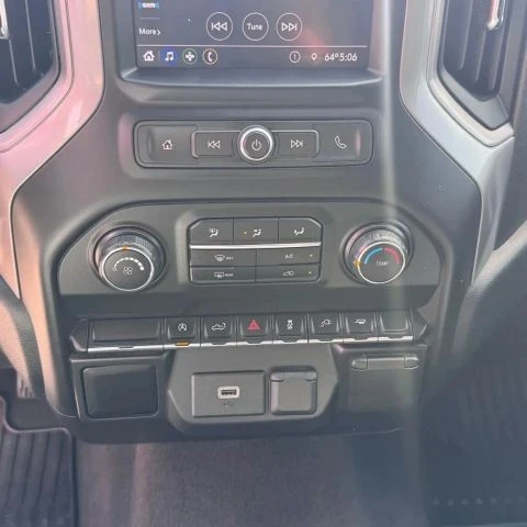 2020 Chevrolet Silverado 4th Gen - Image 13 of 15