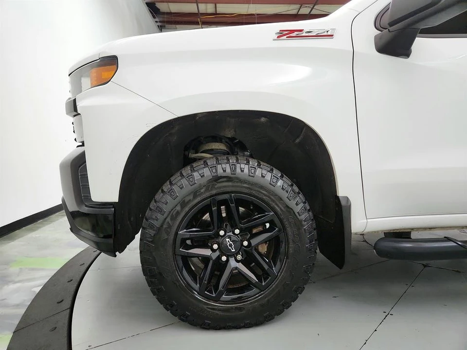 2020 Chevrolet Silverado 4th Gen - Image 28 of 31