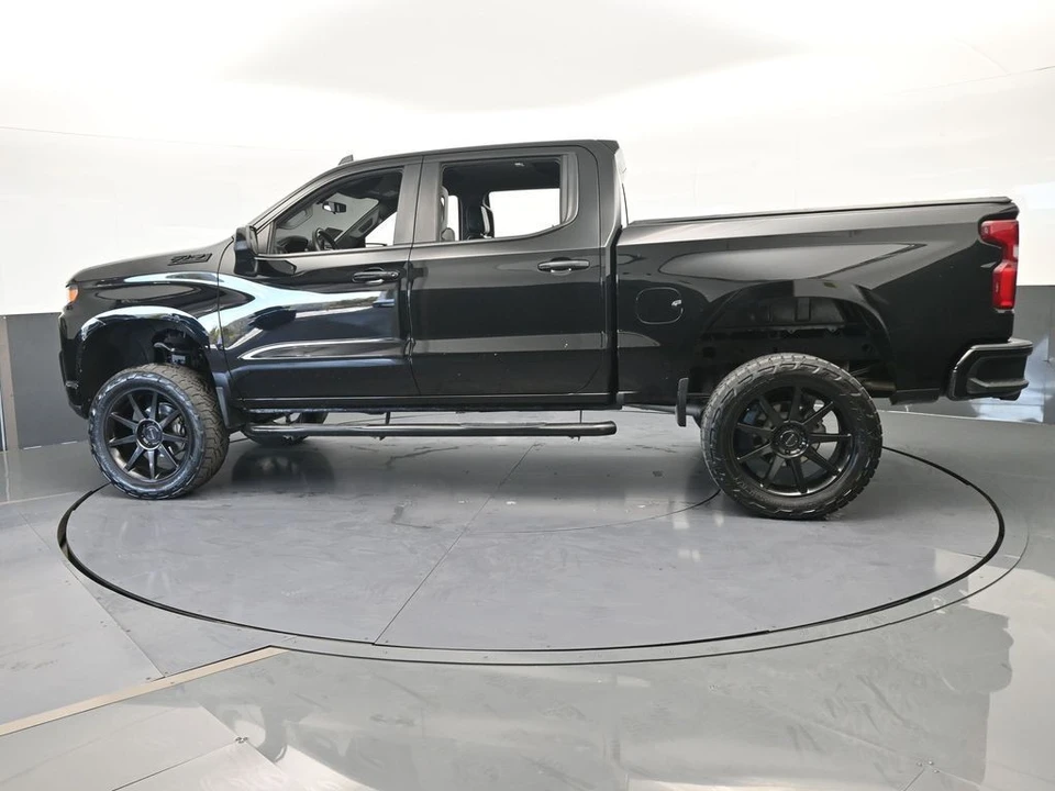 2020 Chevrolet Silverado 4th Gen - Image 3 of 12