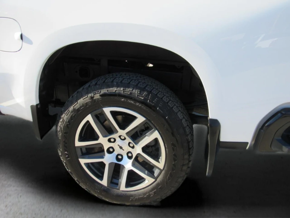 2020 Chevrolet Silverado 4th Gen - Image 4 of 12
