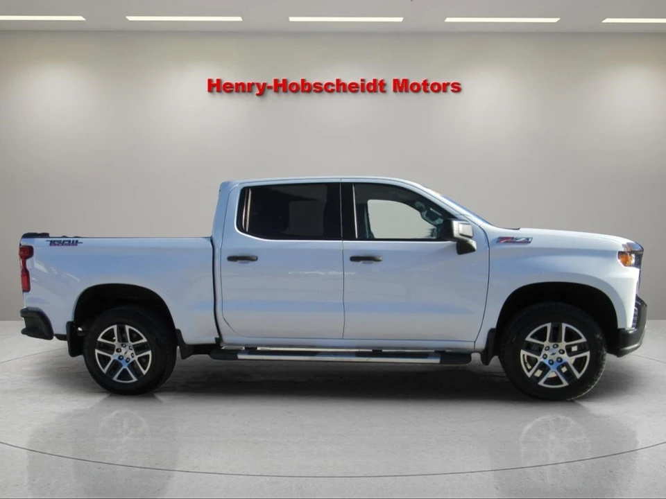 2020 Chevrolet Silverado 4th Gen - Image 9 of 12