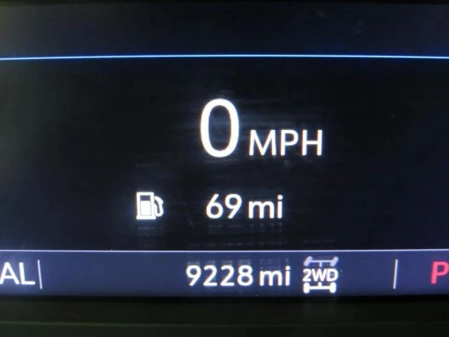 2020 Chevrolet Silverado 4th Gen - Image 15 of 21