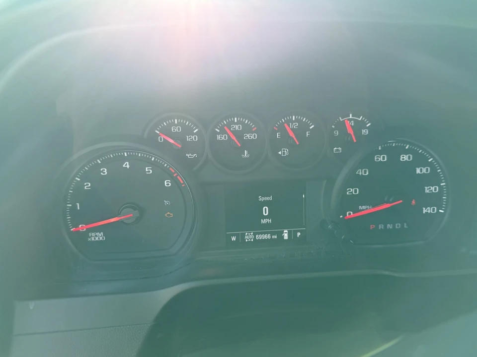 2020 Chevrolet Silverado 4th Gen - Image 9 of 14