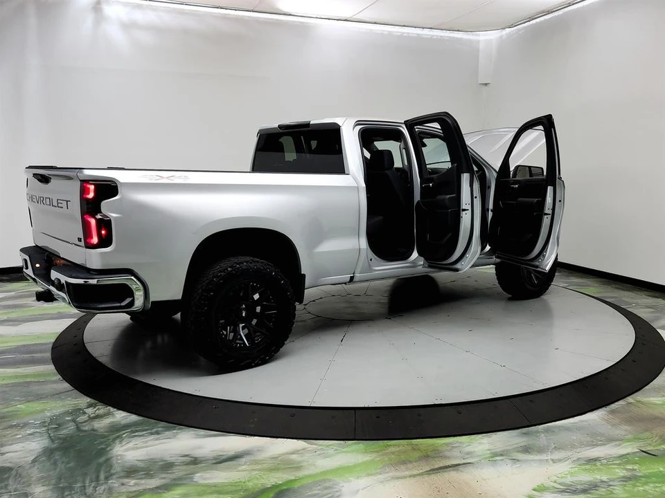 2020 Chevrolet Silverado 4th Gen - Image 11 of 21