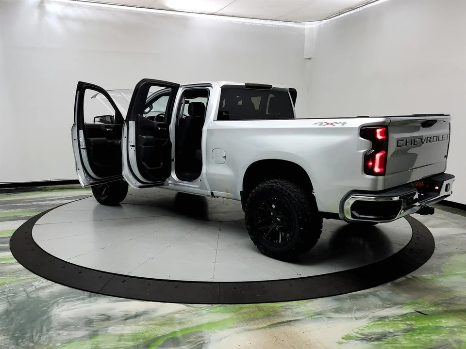 2020 Chevrolet Silverado 4th Gen - Image 12 of 21