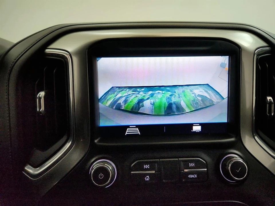 2020 Chevrolet Silverado 4th Gen - Image 17 of 21