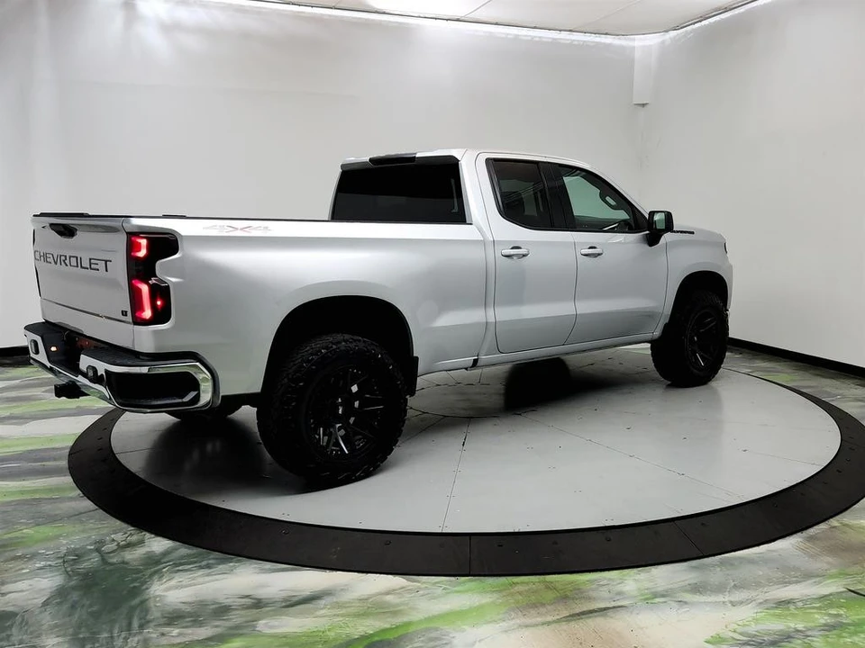 2020 Chevrolet Silverado 4th Gen - Image 5 of 21
