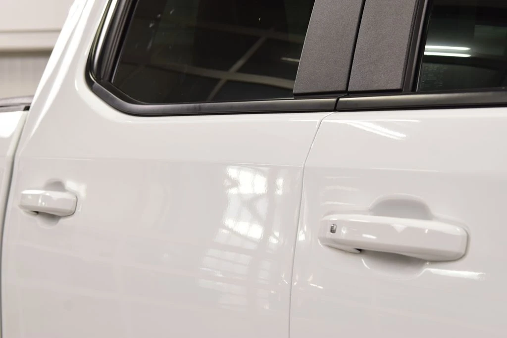 2020 Chevrolet Silverado 4th Gen - Image 17 of 21