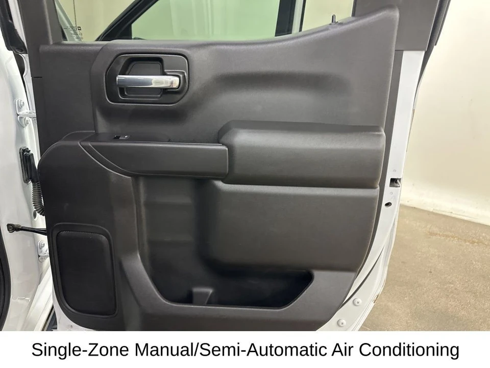 2020 Chevrolet Silverado 4th Gen - Image 25 of 31