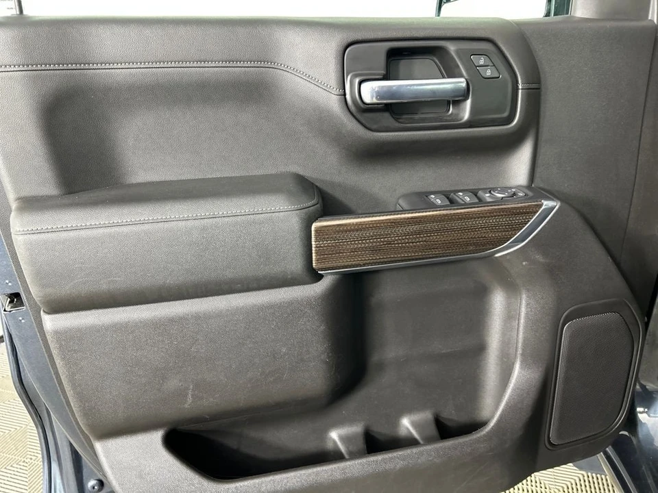2020 Chevrolet Silverado 4th Gen - Image 11 of 12