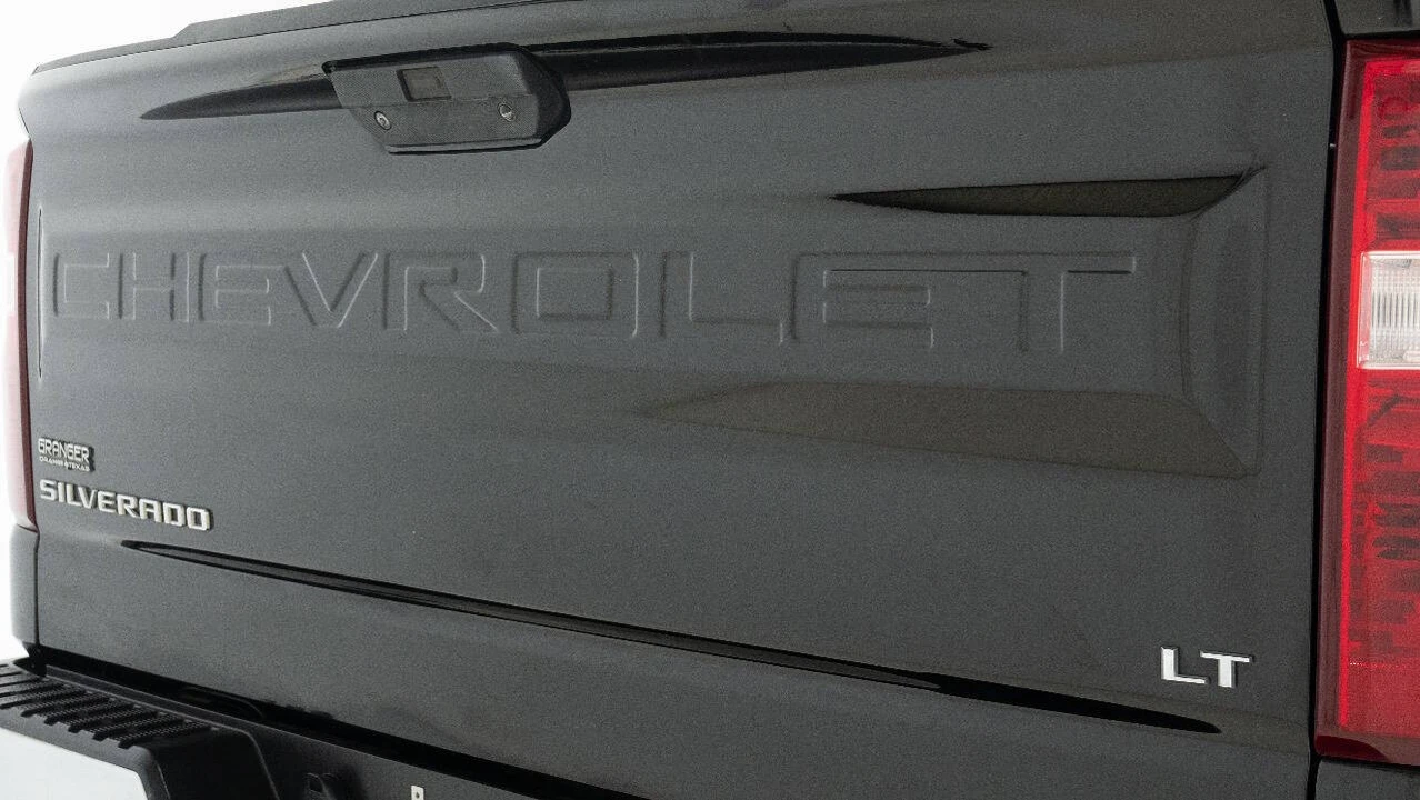2020 Chevrolet Silverado 4th Gen - Image 11 of 12