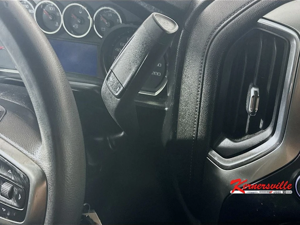 2020 Chevrolet Silverado 4th Gen - Image 16 of 21