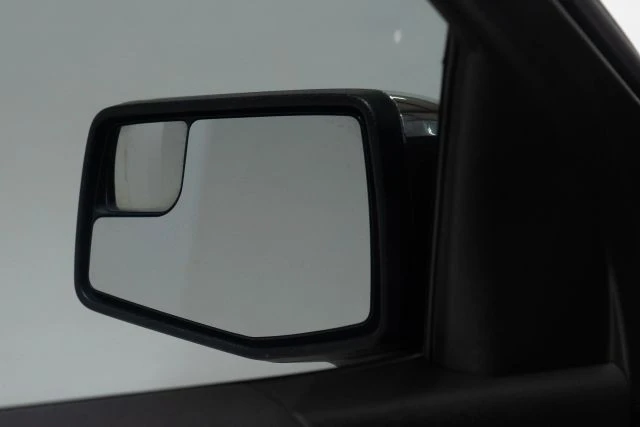 2020 Chevrolet Silverado 4th Gen - Image 19 of 21