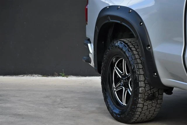2020 Chevrolet Silverado 4th Gen - Image 8 of 21