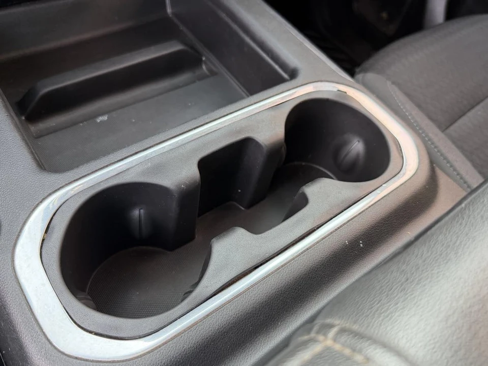 2020 Chevrolet Silverado 4th Gen - Image 28 of 31
