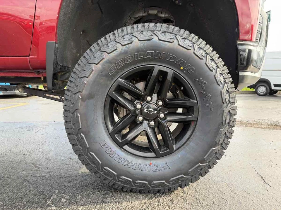 2020 Chevrolet Silverado 4th Gen - Image 14 of 31