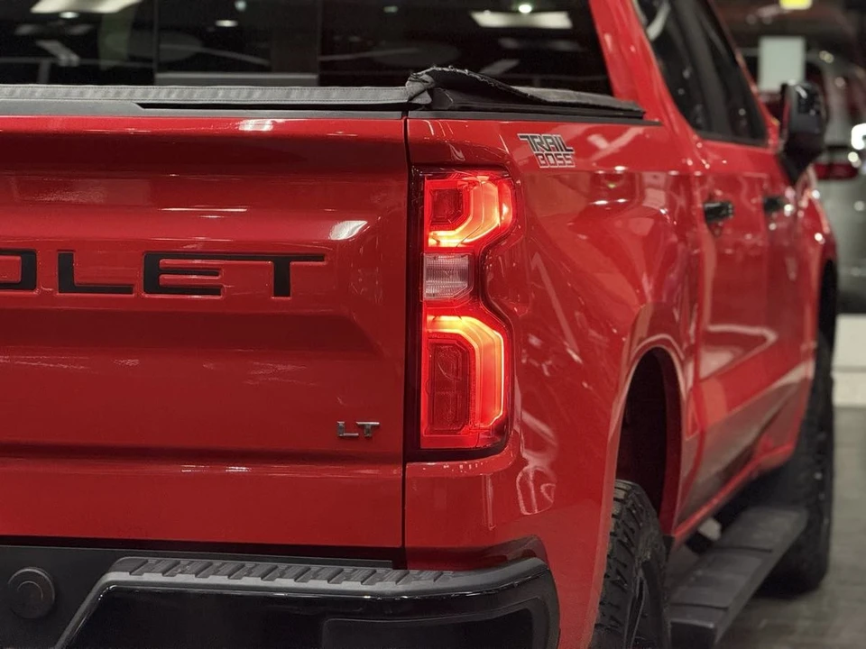 2020 Chevrolet Silverado 4th Gen - Image 17 of 21