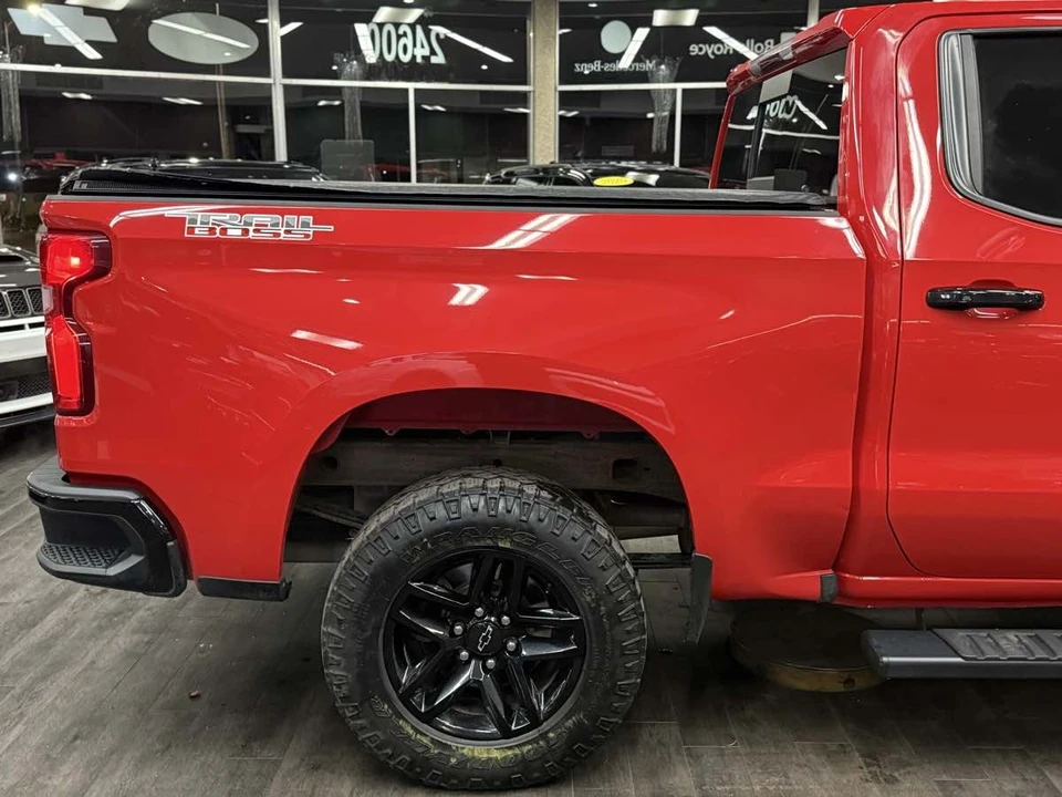 2020 Chevrolet Silverado 4th Gen - Image 15 of 21