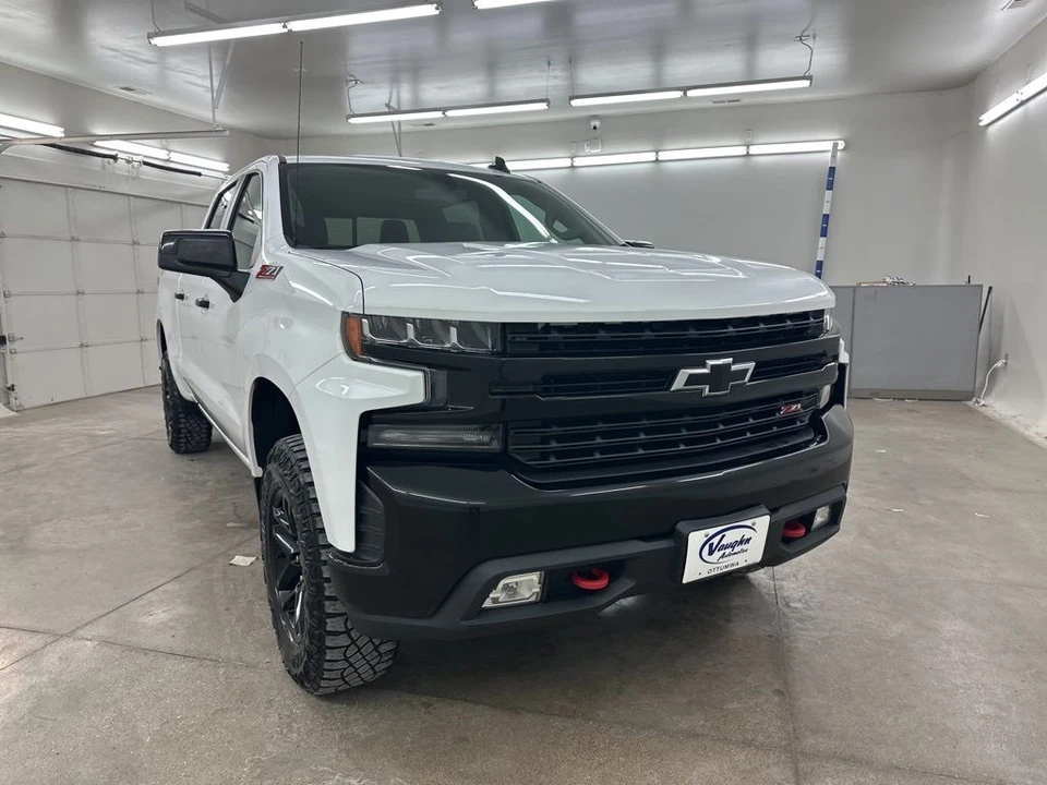 2020 Chevrolet Silverado 4th Gen - Image 2 of 21