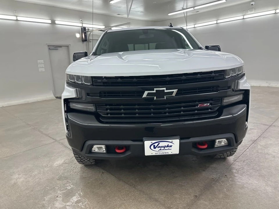 2020 Chevrolet Silverado 4th Gen - Image 3 of 12