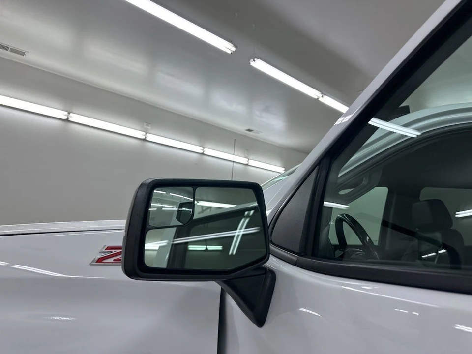 2020 Chevrolet Silverado 4th Gen - Image 15 of 21