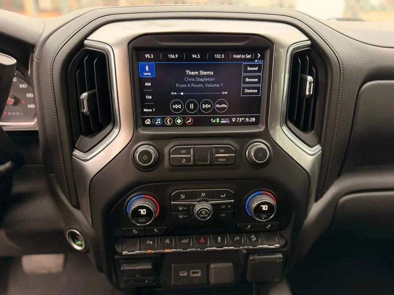 2020 Chevrolet Silverado 4th Gen - Image 11 of 12