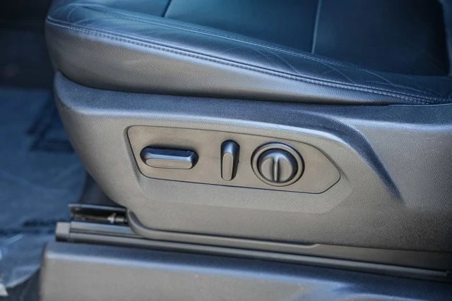 2020 Chevrolet Silverado 4th Gen - Image 19 of 21