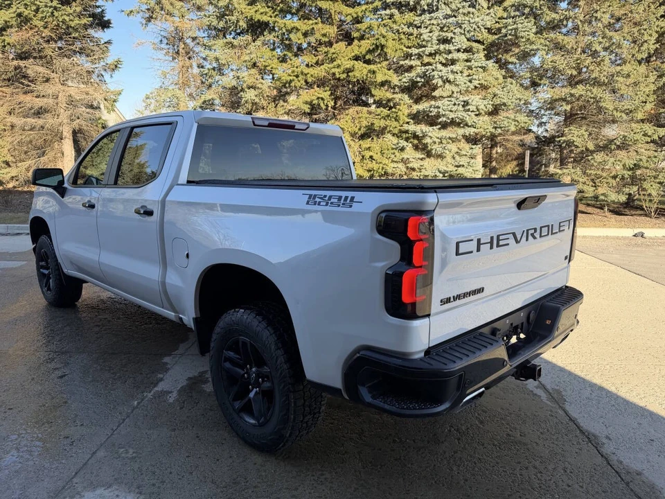 2020 Chevrolet Silverado 4th Gen - Image 9 of 21